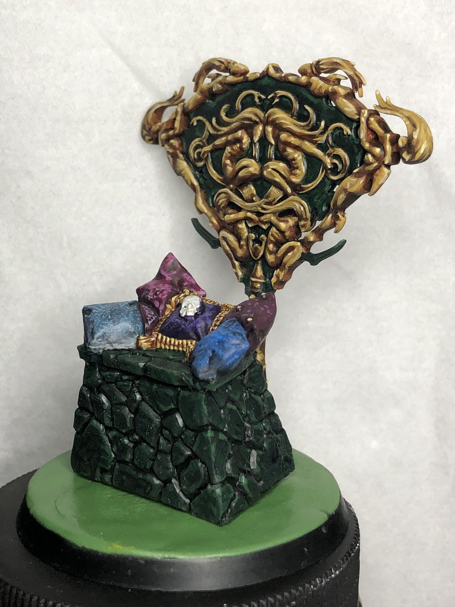 FancyKelvin's tweet photo. Just the mirror and the skull left, But tomorrow Itβs back to the lady 5 days to go
#aos #warhammercommunity #cursedcity #warhammerquest #vampire #gamesworkshop #ageofsigmar #wip #warhammerwip #hobbypainter #paintingwarhammer #miniaturepainting #soulblightgravelords #Neferata https://t.co/yRGmIEdOEg