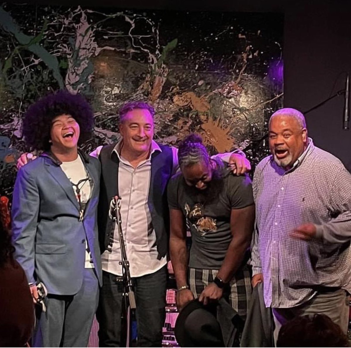 TheJazzKitchen's tweet photo. Says @alexbugnon 🎹What a night with #PoogieBell, #WinstonBell and #JamesPenn!! @thejazzkitchen, Indianapolis!! 10/22/21
#thejazzkitchen #broadripple #jazzpianist #indianapolis #naptownjazz #piano #alexbugnon https://t.co/kda0YZ8gEB