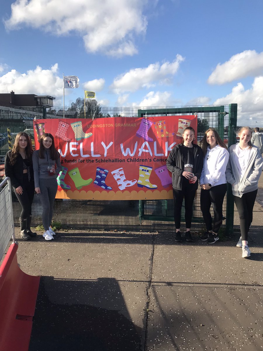 And we are off…. #wellywalk