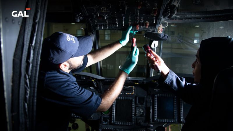 _edgegroup's tweet photo. #GAL's knowledge and expertise in aircraft and aeronautics make them the ideal MRO choice in air defence technologies, equipment and systems. From field logistics to programme aquisition, GAL makes sure you are #FITFORFLIGHT. Learn more: https://t.co/iQDXA5AxeL #ReadyToSoar https://t.co/8DlvEmSMhd