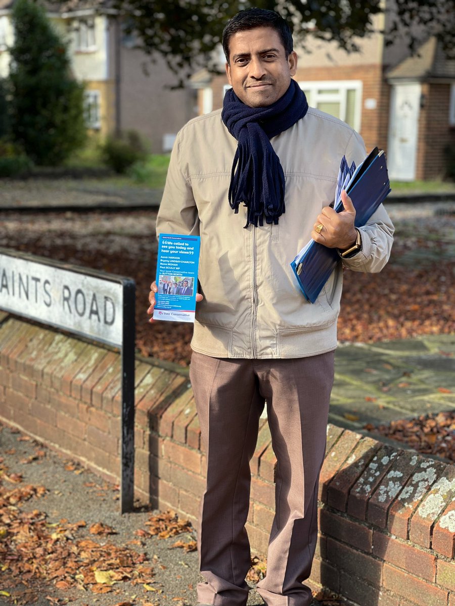 iamaamirharoon's tweet photo. A weekend well spent in #Sutton listening to residents on their door steps about what matters to them the most in their local area. Great canvassing sessions on Saturday and Sunday doing resident surveys to have a better understanding of the local issues.
#SuttonNorth https://t.co/87MlNZJpic