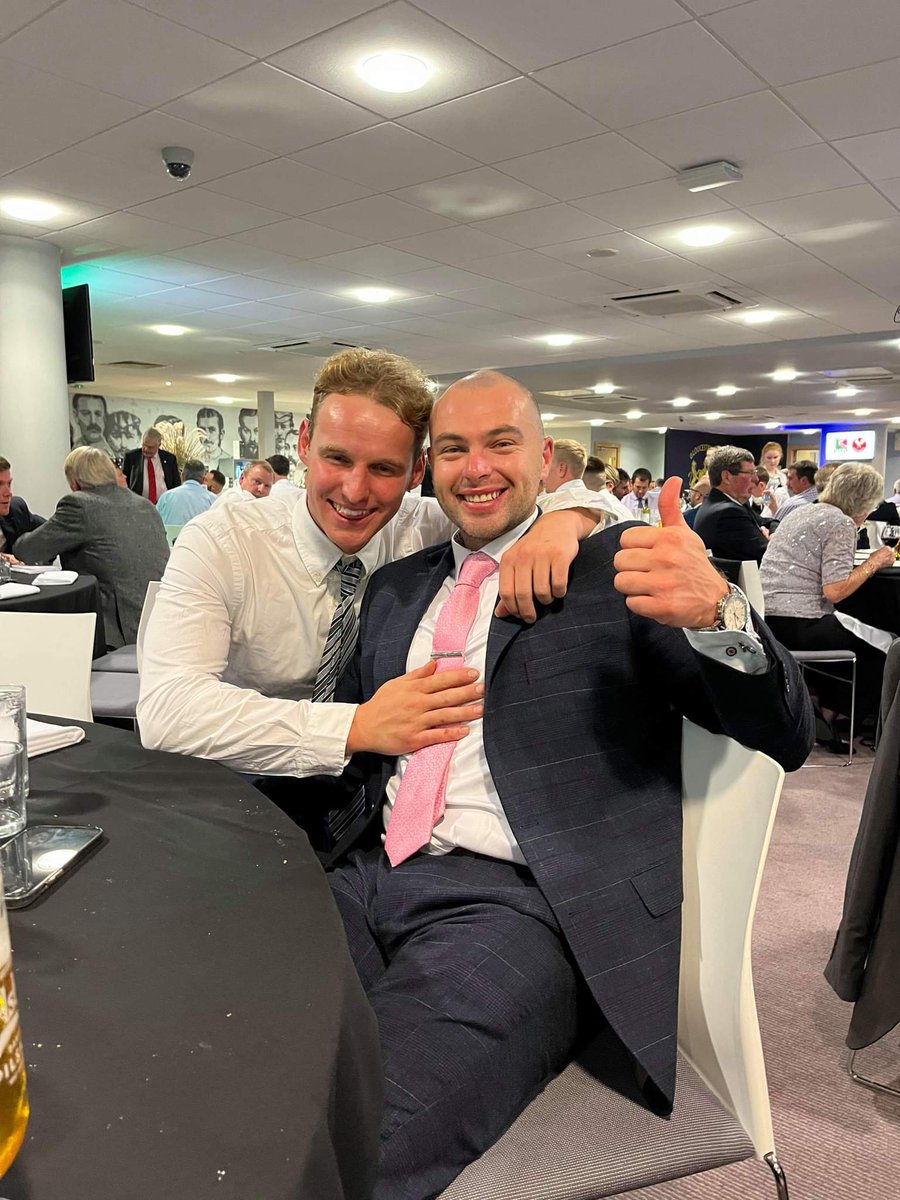 Wmason_96's tweet photo. Would just like to take minute to thank this @BraveHundred player for taking 5 minutes of his time to chat all things cricket an woman with me at the recent wepl dinner #tweetAboutIt https://t.co/zHFQTxa9kH