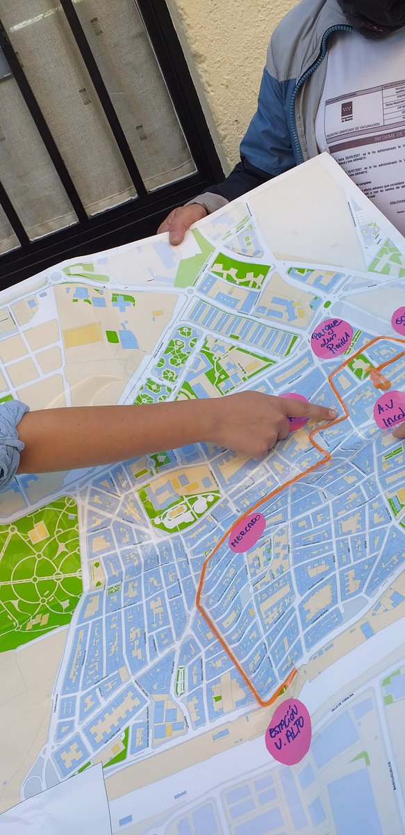 En 5 minutos comenzamos nuestra caminata por #villaverde, junto a @redongdmad y <a href="/FRAVM/">Federación Vecinal de Madrid</a> nos han hecho <a href="/VillaverdeMas/">Villaverde+</a>