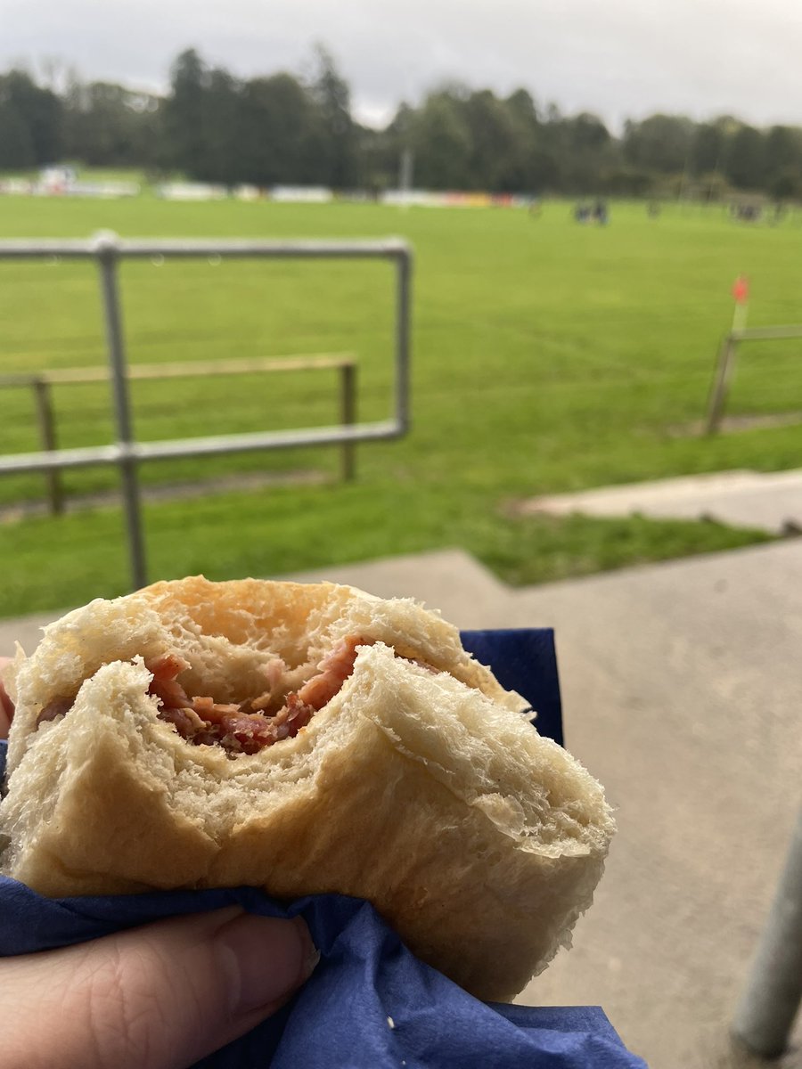 CaffiYrAman's tweet photo. Checking out the competition 🥓 ☕️ https://t.co/awq2HSoGTq