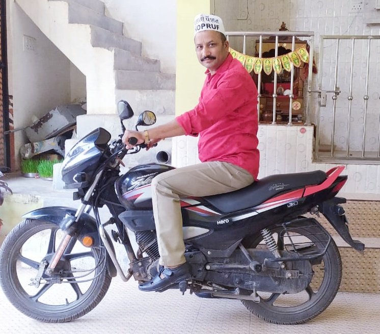 1 नवंबर को पुरानी पेंशन बहाली हेतु निकालेंगे बाईक रैली, 1 नवंबर को लागू हुआ था NPS – करेंगे विरोध, कांग्रेस पार्टी ने जनघोषणा पत्र में NPS के स्थान पर OPS लागू करने वादा किया है, और अब NPS कर्मचारी OPS लेकर रहेंगे,
<a href="/bhupeshbaghel/">Bhupesh Baghel</a> 
<a href="/ChhattisgarhCMO/">CMO Chhattisgarh</a>
<a href="/bprawatNOPRUF/">B P Singh Rawat (NOPRUF)</a> 
<a href="/Sanjaysharmacg/">Sanjay Sharma नियुक्ति से पूर्ण पेंशन</a>