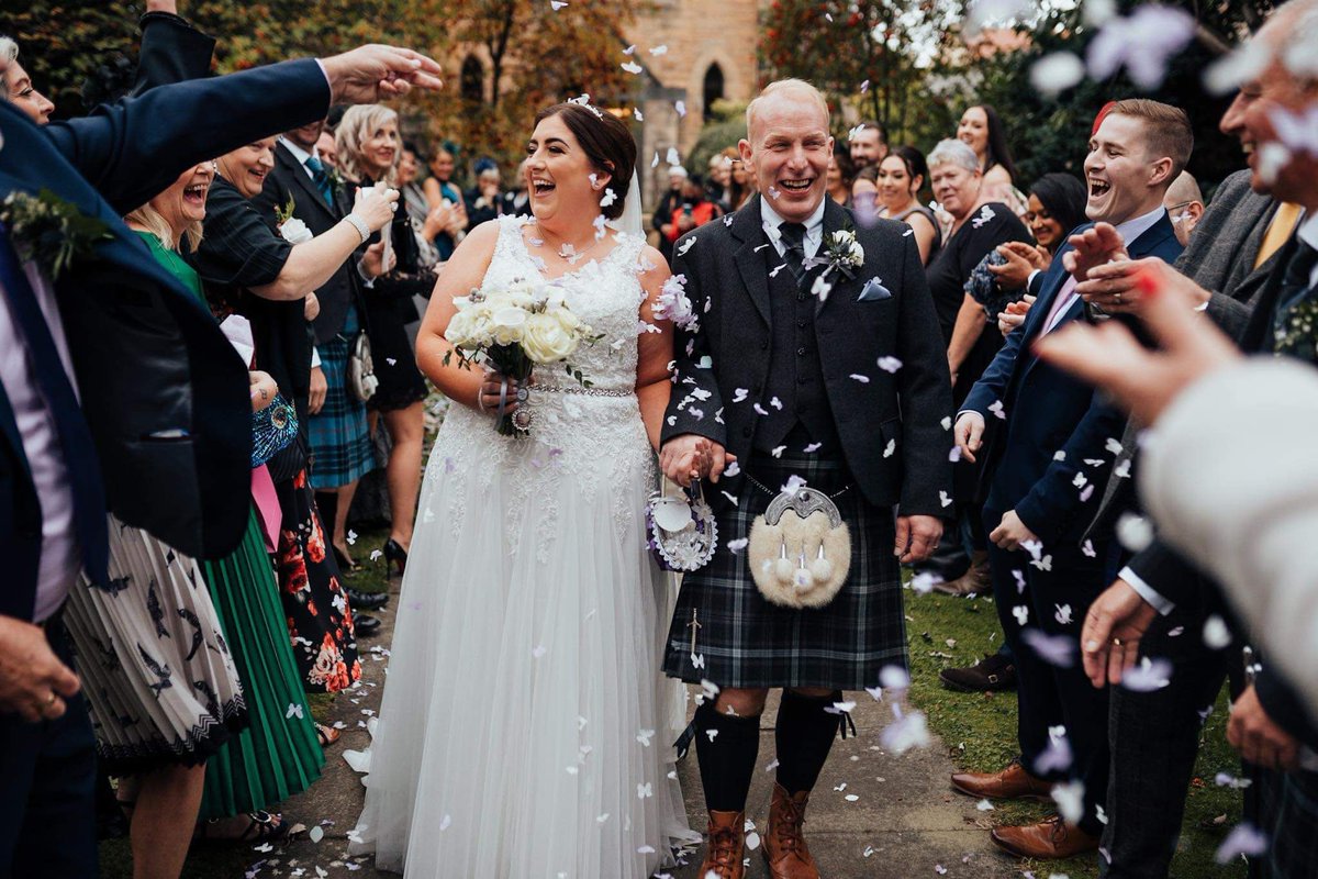 stuartburnett11's tweet photo. Me and the new mrs. Burnett 
We had the best day ❤ https://t.co/sb8292OQIy
