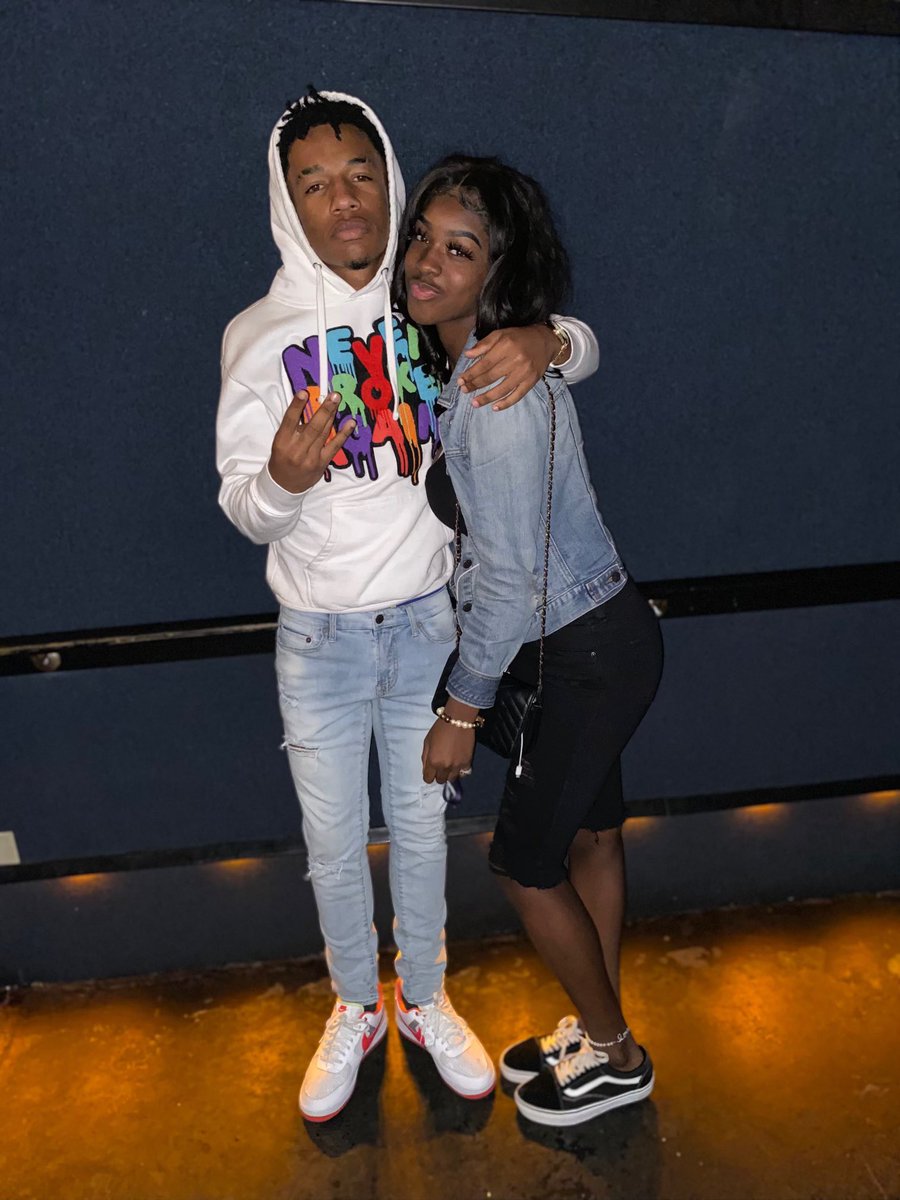 neenytuness's tweet photo. Iβm so sorry shawty I just wish I coulda been there I just buried my cousin tho bbg my bday in 4 days mama we posed to be turnt wassup wit that? I canβt blame you tho girlie itβs a lot I want say but yk wat it is good terms bad terms luv u ms.NEENY foreva in my heart π#KayThree https://t.co/rNK5JYpojM