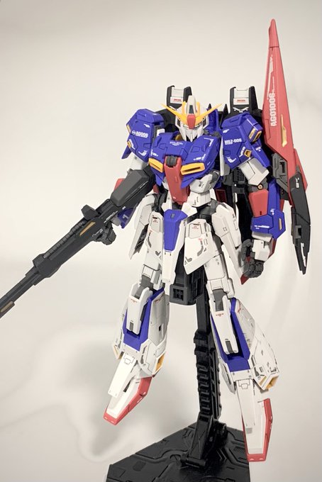 1/144RG Zガンダム完成しました
これ変形出来るけど変形させると確実にパーツ破損とか塗装剥げしそうで変形させるの怖い 