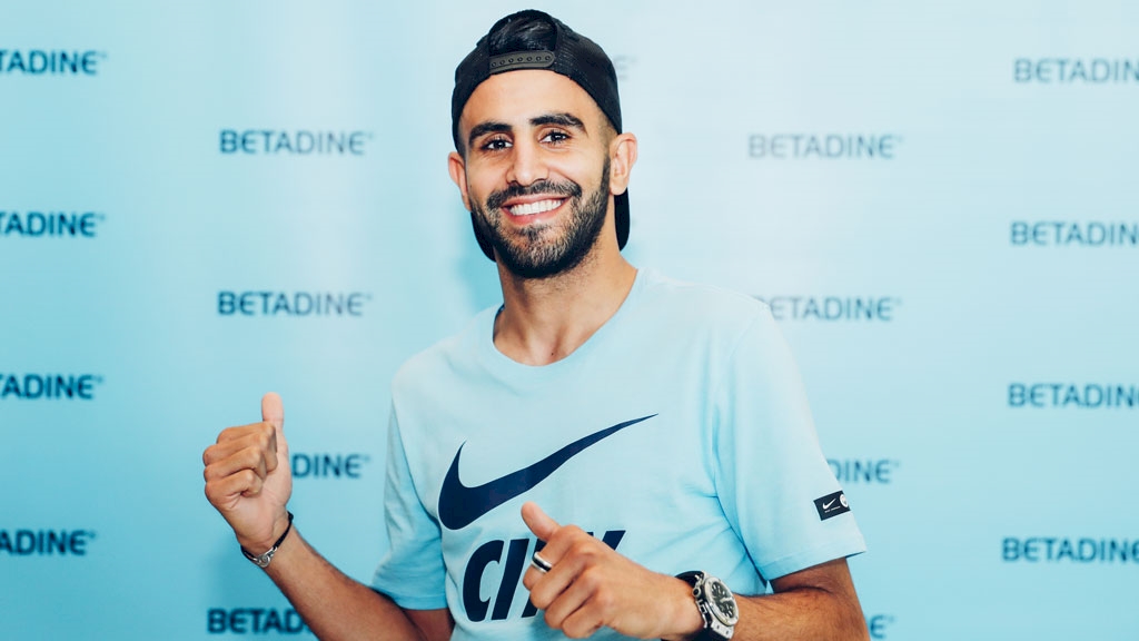 MahrezClub's tweet photo. #riyadmahrez #dz #dzpower #dzair #mahrez #youcefatal #algerie #football #vivalalgerie #teamdz #dzteam #algerienne #ramybensebaini #lesverts #adamounas #dzfoot #sarahounas #algeria #belmadi #alg #ismaelbennacer #mancity #lesfennecs #ritamahrez #li #youcefbela #andydelort #islam https://t.co/peasghYEi6
