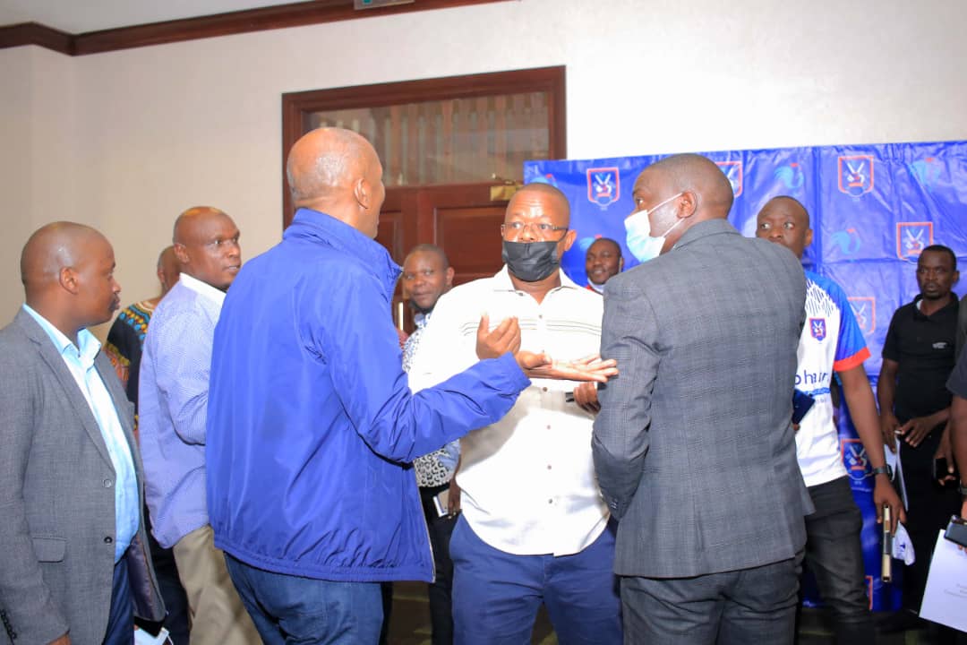 MosesMagogo's tweet photo. Our current effort is to install a true community football club independent of individuals but dependent on millions of members who are the fans

No one should mistake our difference in opinion of direction as fighting. https://t.co/E2G37OaDEg