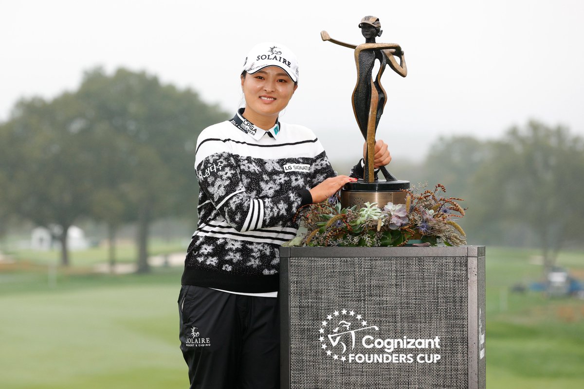 LPGA's tweet photo. It's trophy season for Jin Young Ko! 🏆🏆🏆🏆 https://t.co/6v0ZgBaHkM