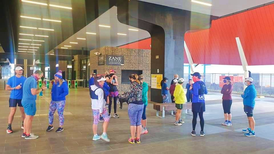RuchiSembey's tweet photo. Talk about first #weekendvibes out of Melbourne #lockdown6.🕊️ Sunday morning run along the train line with my #running peeps and long-awaited haircuts ✂️ Spot moi. https://t.co/yr6v4cV6kJ