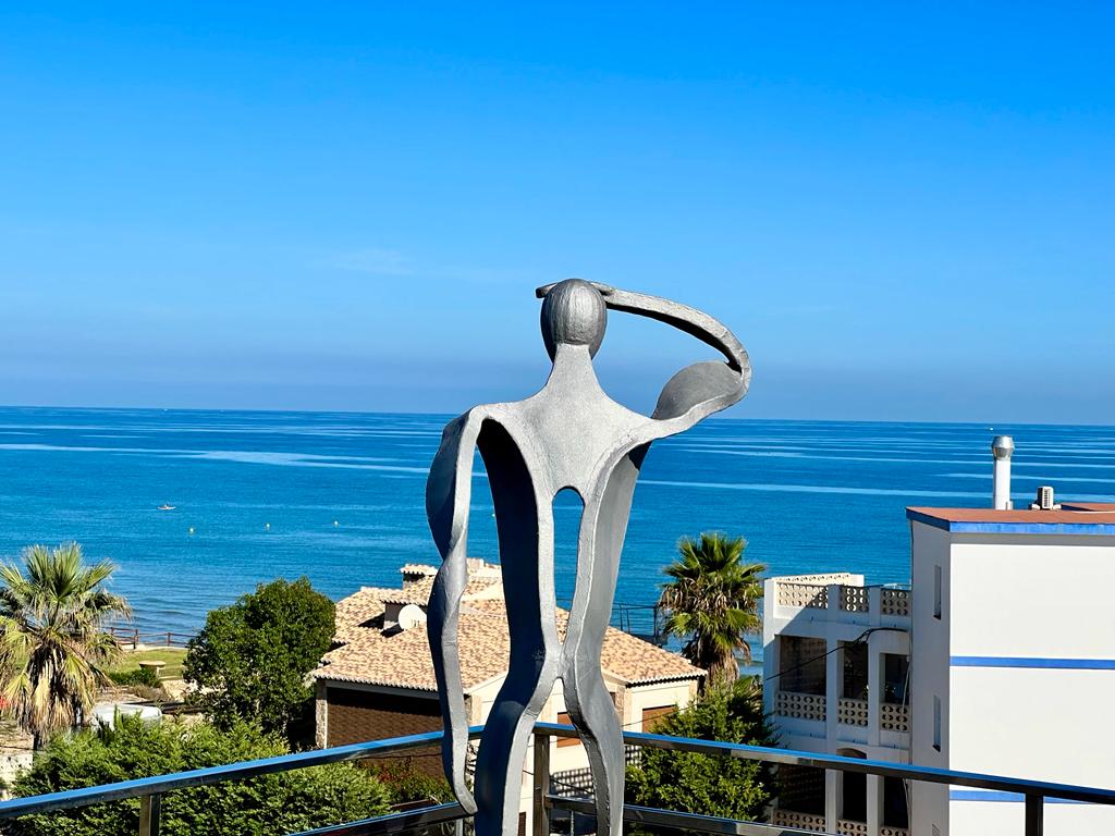 StarckEstates's tweet image. Halten Sie immer noch Ausschau nach Ihrem Traumhaus an der Costa Blanca? 🏝☀️

Wir finden es für Sie! ☺️😉

Schönen Sonntag 😍

#denia #costablanca #mediterranean #oceanview #seaview #livelife #sunday #joy #perfecthome #starckestates