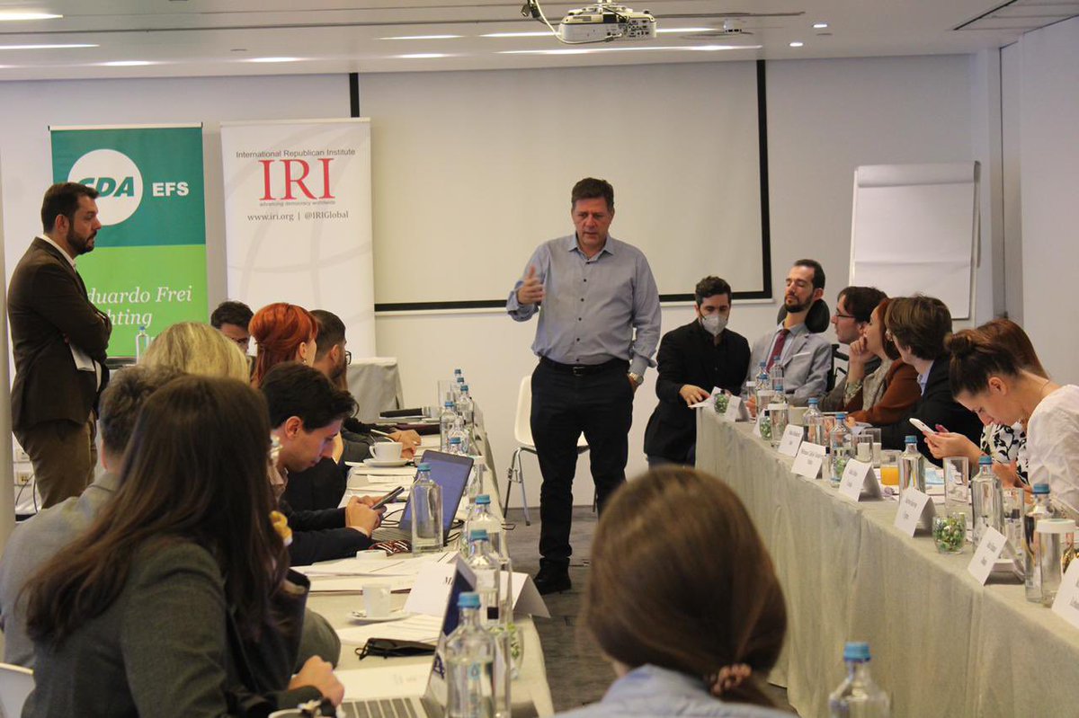 MVarvitsiotis's tweet photo. We must do everything to empower, support &amp; inspire young people to thrive, to improve their skills&amp; shape the future of 🇪🇺 &amp; beyond. Glad to be surrounded today by 20 youth representatives from #EastMed of @IRIglobal, holding an interesting &amp; inspiring discussion on geopolitics. https://t.co/WRyw1hq59V