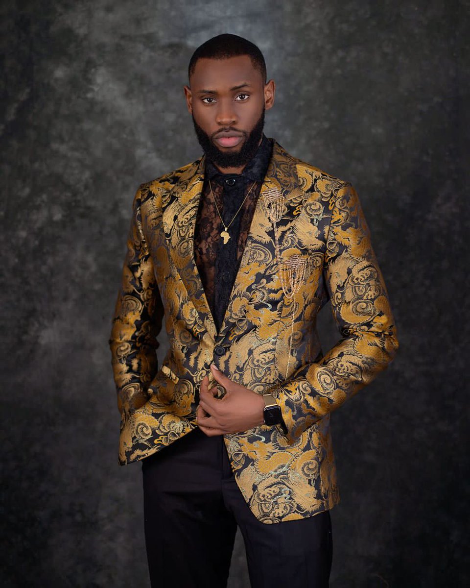 Mmapits80982565's tweet photo. Outfit ✅
Pose✅
Skin✅
Lips✅
Everywhere ✅

EMMANUEL IN AKWAIBOM 

#EmmanuelXIbomFashionShow https://t.co/6N6fc56fmY