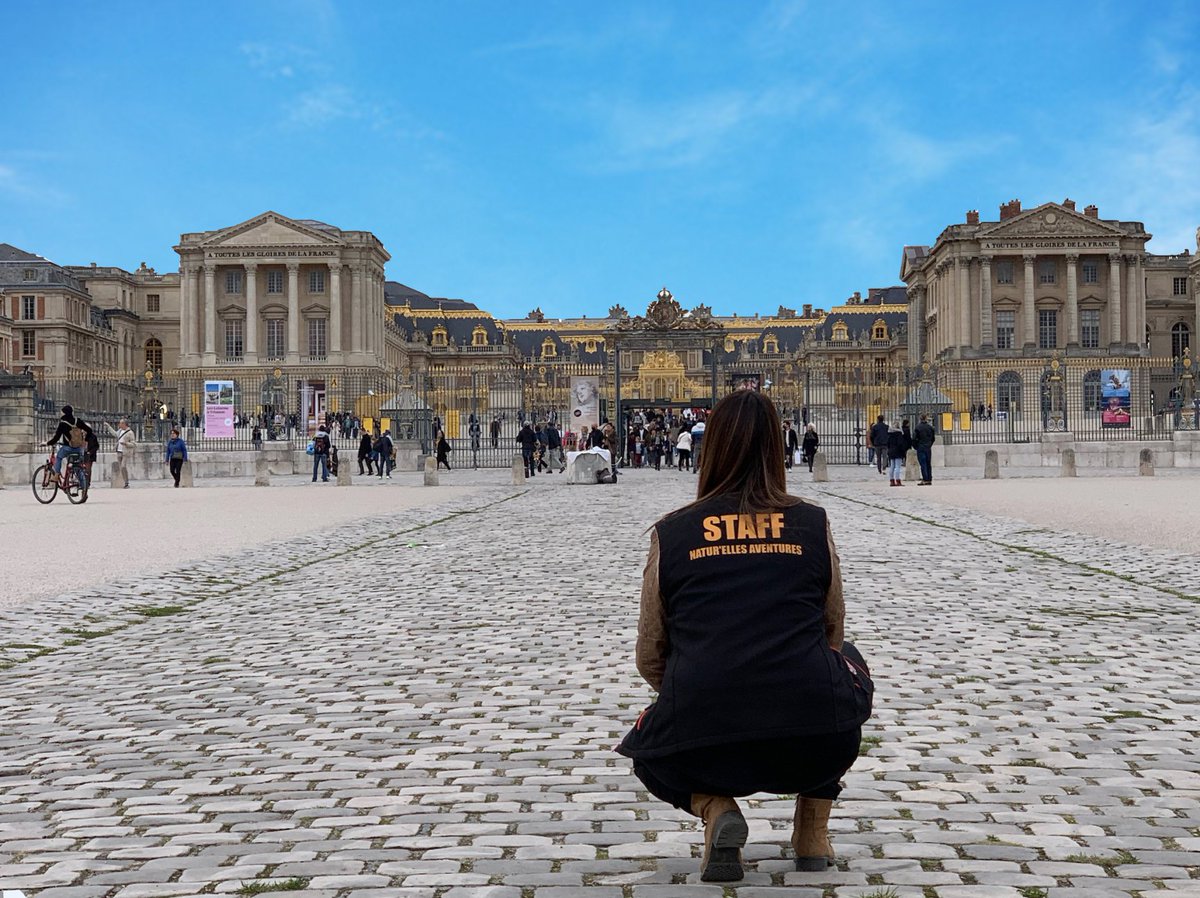 Nous vous proposons un nouveau jeu  : prendre son gilet en photo, dans des endroits atypiques, des paysages insolites avec le #GiletNaturEllesAventures 
.
Nous lançons le départ de ce jeu, depuis Versailles 🏁

Où vont nous amener nos aventurières 🗺 ? 
.
 #NaturEllesAventures