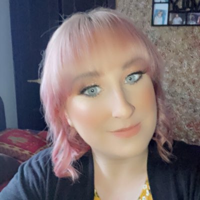 LauraDa04821565's tweet photo. #NewProfilePic https://t.co/GzmgnhnPJb