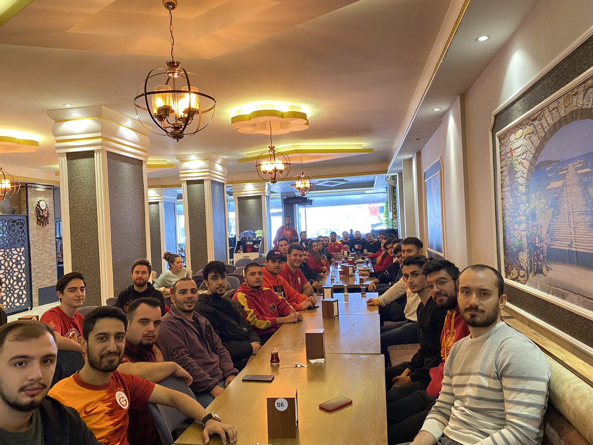 uAUNIMugla's tweet photo. Bugün kahvaltı &amp; tanışma toplantımızı gerçekleştirdik. Aramıza katılan tüm kardeşlerimize yeniden hoşgeldiniz diyoruz. 

#ultrAslanUNI 
#EgeBölge https://t.co/1EFbgzp0mE