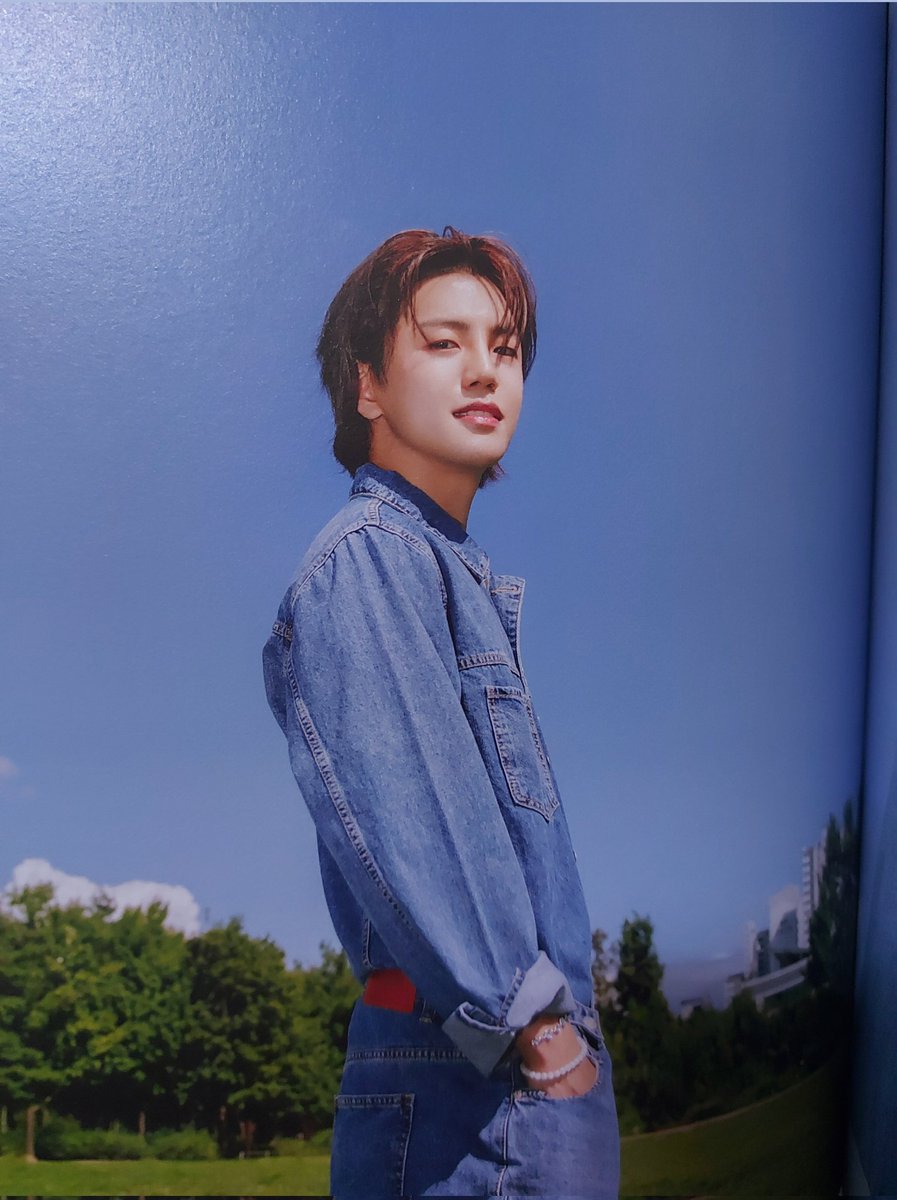 Merida43762371's tweet photo. Sudah datang kyaaaaaa 🤩 Sumpah bagus banget dan tebal 😍. Baru buka 1, yg satunya simpen dulu 🤭
Makasih @choice_stuff udah ngirim cowok2 kece ini sampai rumah dengan selamat 😘
@official_ACE7
#ACE #에이스 https://t.co/HX7jiVGbKX