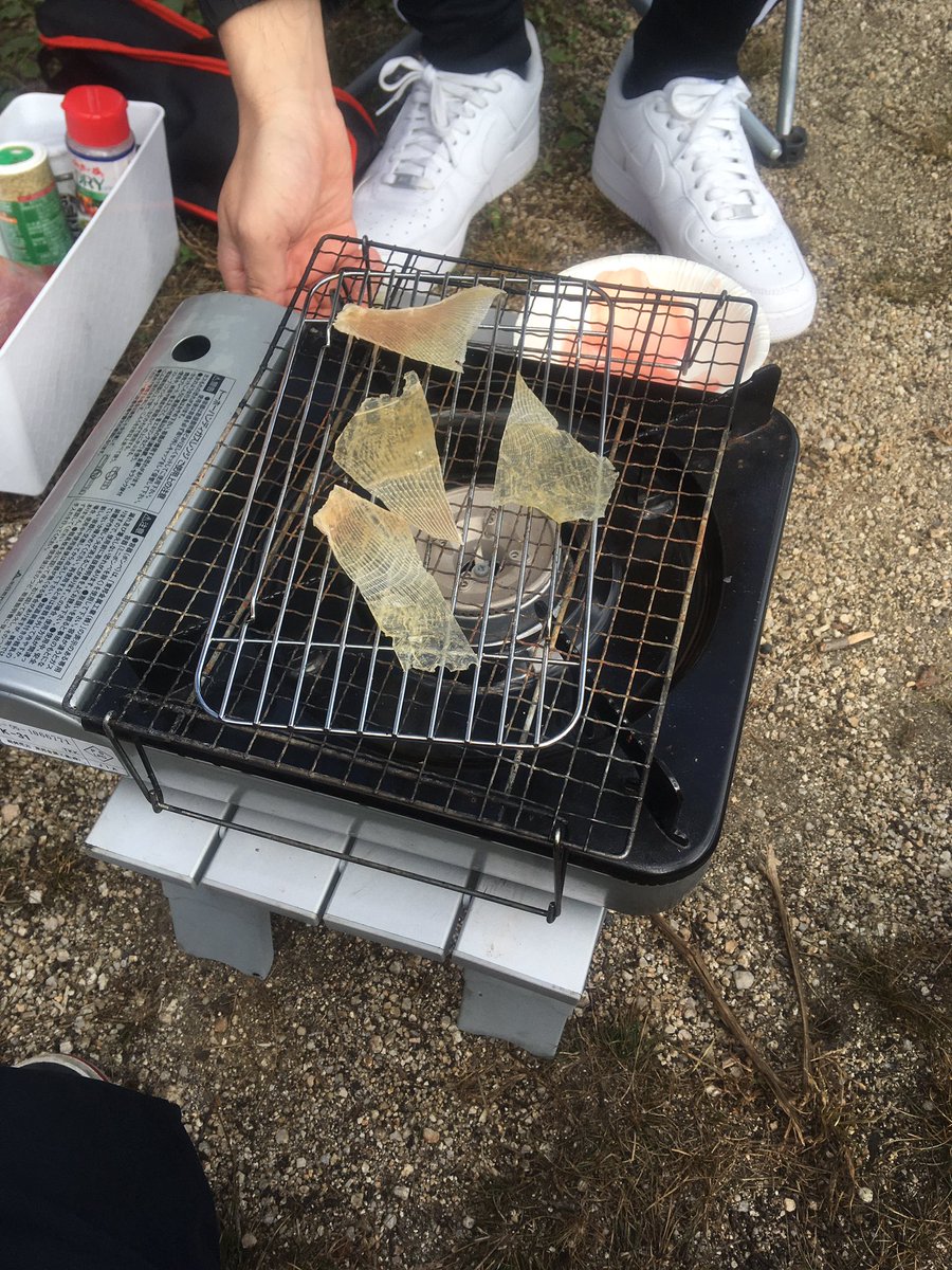 beginner_camper's tweet photo. 鍋にエイヒレ😋
お酒も料理もめちゃ食べた🤣 https://t.co/xIHeVT68E8