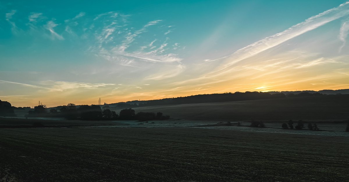 fkolewe's tweet photo. Es war schon sehr kalt, aber der Ausblick lohnt sich 🏃 #running @stadt_velbert #neviges https://t.co/lG3pTVrN8V
