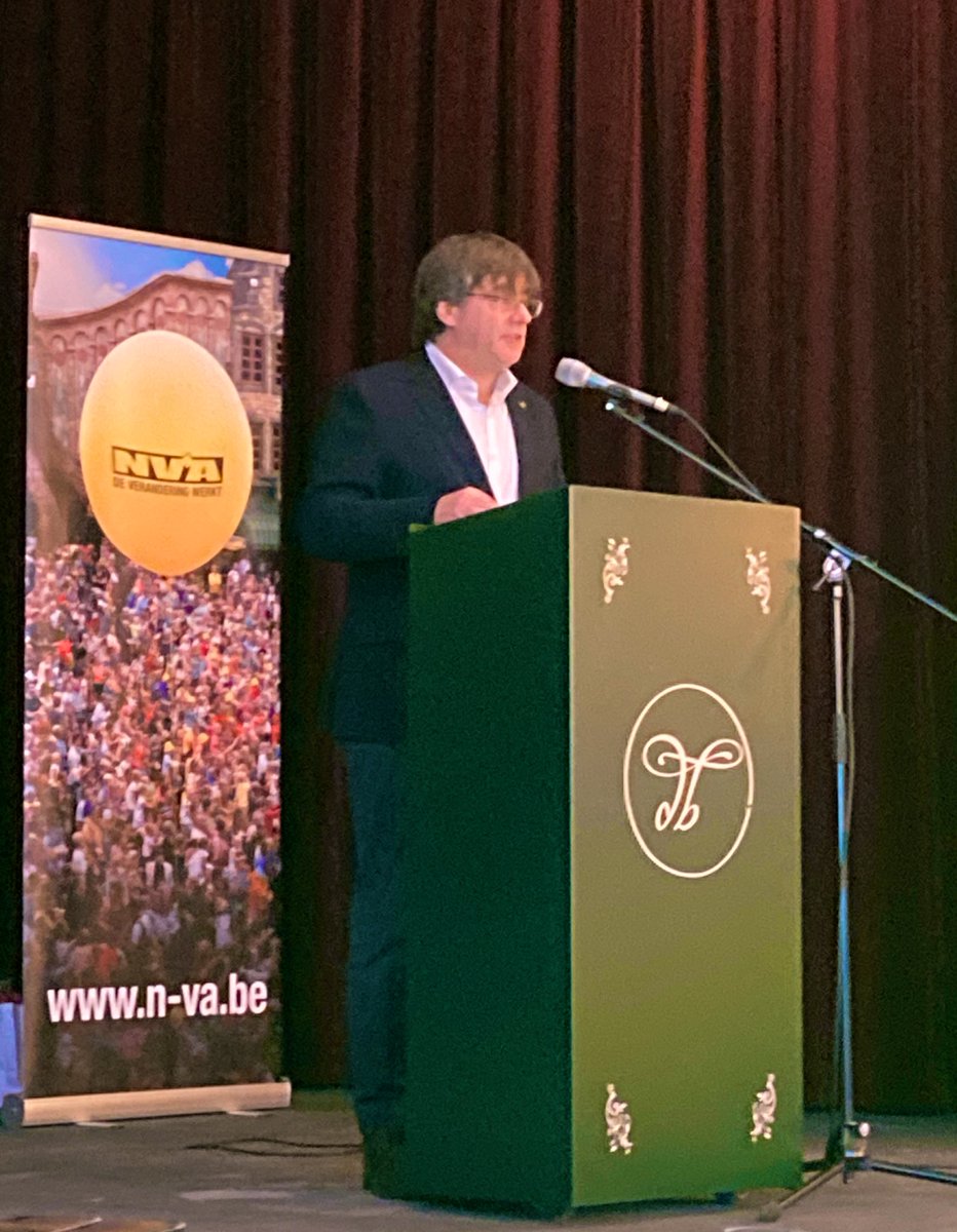 josepalay's tweet photo. President @KRLS in Flanders today: ‘I am a target to be demolished by the Spanish media machine uncritically aligned with the viewpoint of the courts and police. This transcends my own personal case because it erodes Spain and the entire European Union’ https://t.co/4xJ0gVWHBi