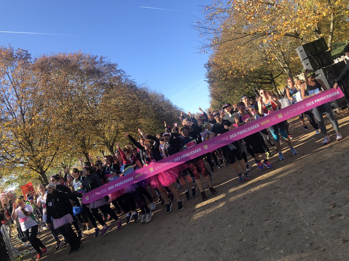 NordicTrackRun's tweet photo. Course des Princesses https://t.co/fAYPV3zEPt