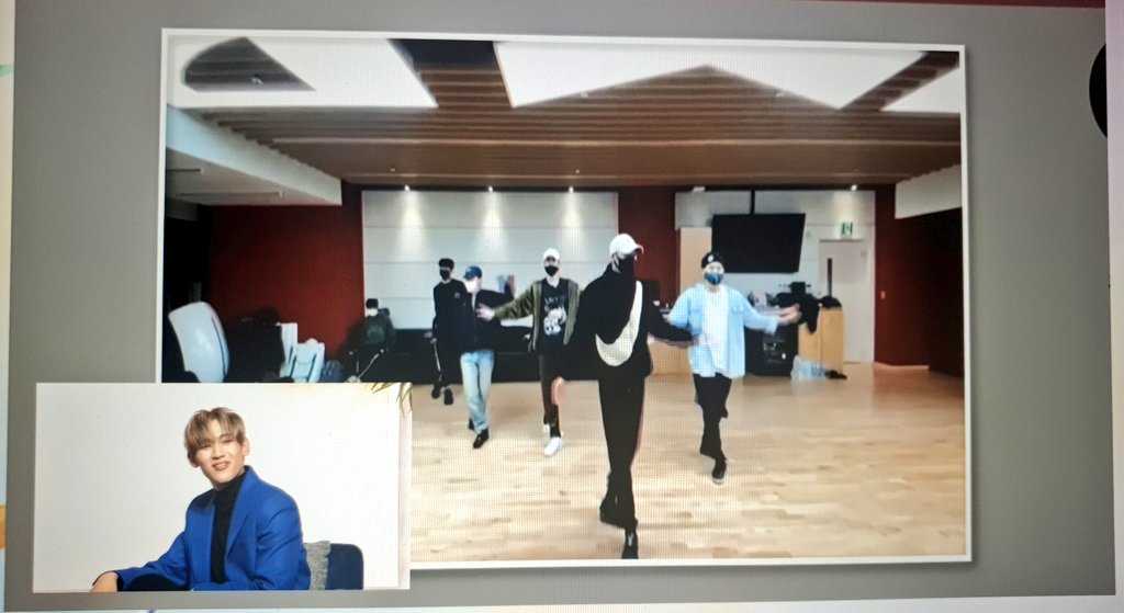 AMM_KT's tweet photo. แงงงงงง คลิปตอนซ้อมเต้นกับ GOT7 ด้วย 😭😭😭😭💚

#BamBam1STLIVEriBBon 
#BamBam #GOT7 https://t.co/Q00wevXLpS