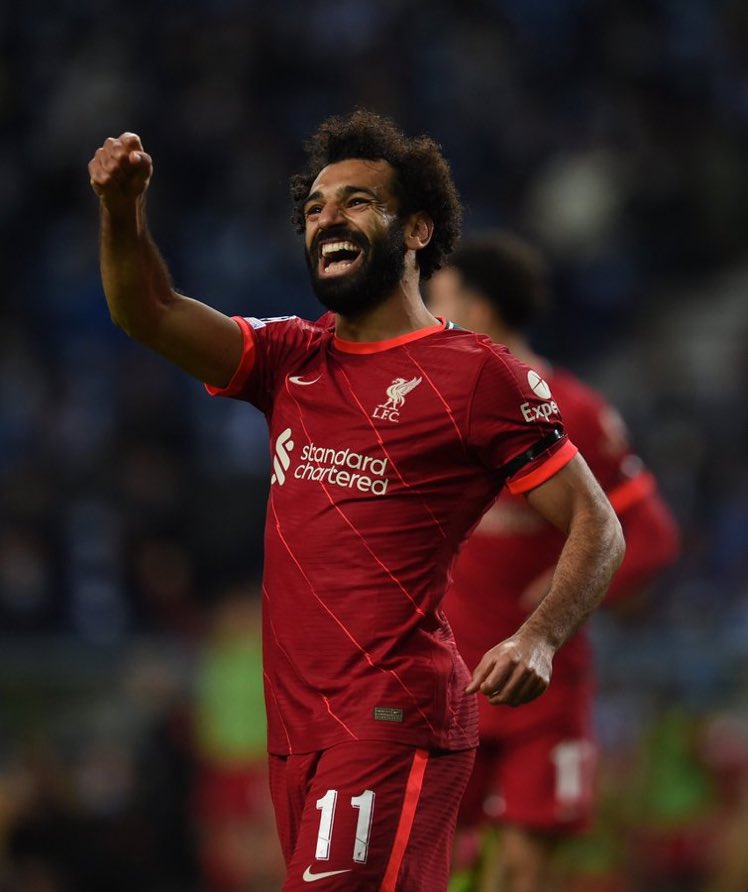 If Mo Salah or Ronaldo scores first tonight we’ll giveaway a Premier League shirt of your choice. 📦🏴󠁧󠁢󠁥󠁮󠁧󠁿

Retweet &amp; follow us to enter. 📲 
Comment your choice of jersey below 👇🏻 
#salah #Liverpool #Klopp #ole #ronaldo #MUNLIV #ElClasico #MUFC #Giveaway #EPL