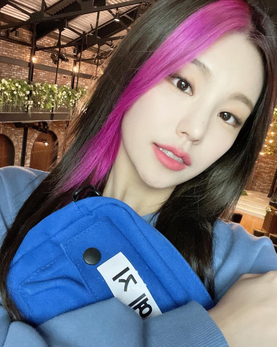 artbellina's tweet photo. Ciee yg akhirnya ke running man 😗

YEJI ON RUNNING MAN 
#YEJI #예지 #ITZY #있지
#RunningForYeji https://t.co/sGiCUUnMzB