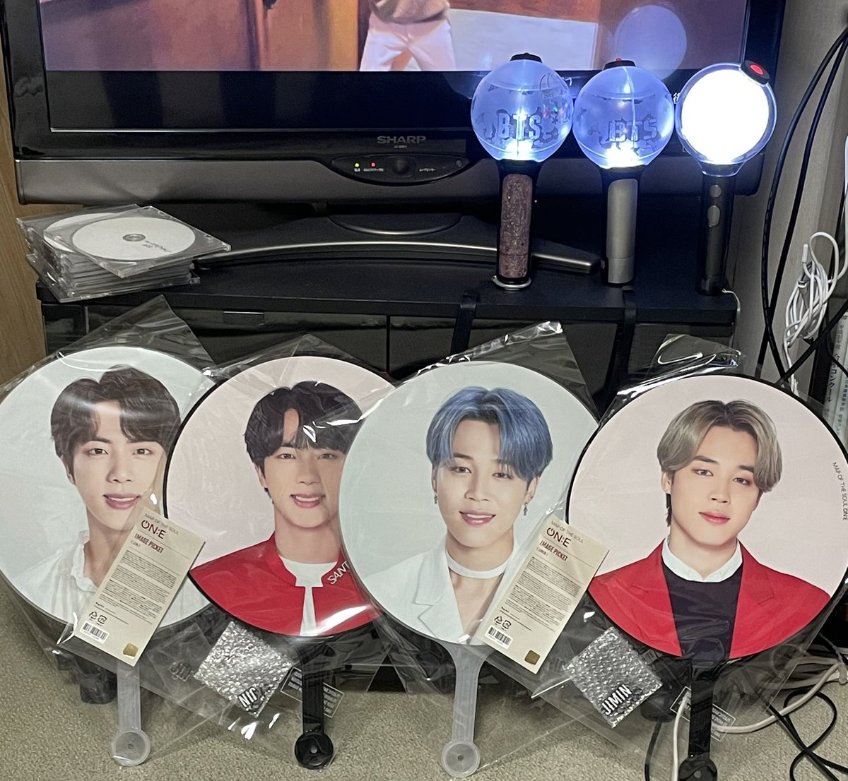 JinMinarmy2's tweet photo. オンラインコンサートの楽しみ方 https://t.co/K5c3uXqJmt