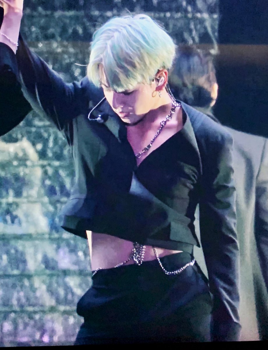 homeisjungkook tweet picture
