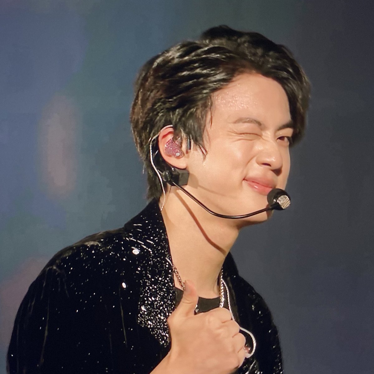 hourly jin (rest) tweet media