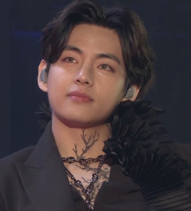 tetefactory's tweet photo. kim taehyung                             tete !! https://t.co/sgmxgQDZ0j