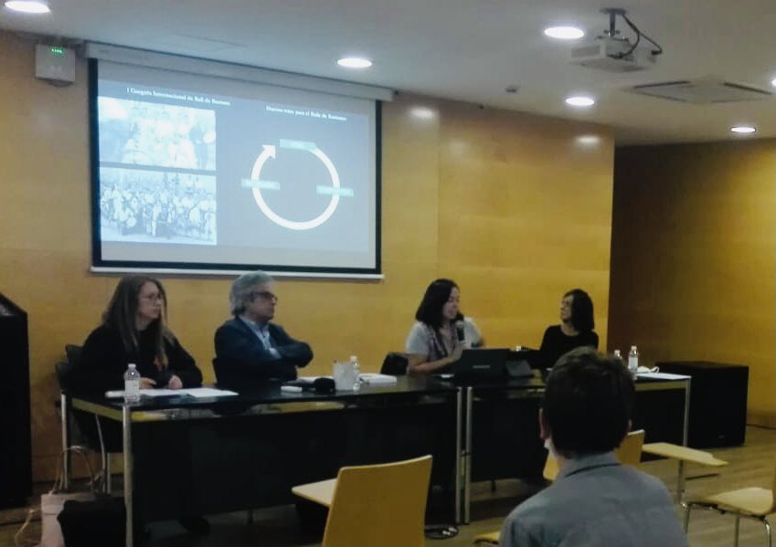 Adifolk_oficial's tweet photo. ÚLTIMA JORNADA D’AQUEST 1r CONGRÉS INTERNACIONAL DE BALL DE BASTONS
Aquest matí de diumenge, Salou acull les darreres sessions del congrés i les actuacions de més grups internacionals de ball de bastons.
#adifolk #congresbdb #balldebastons #culturapopular #catalunya https://t.co/fTQ5Gyu6ZZ