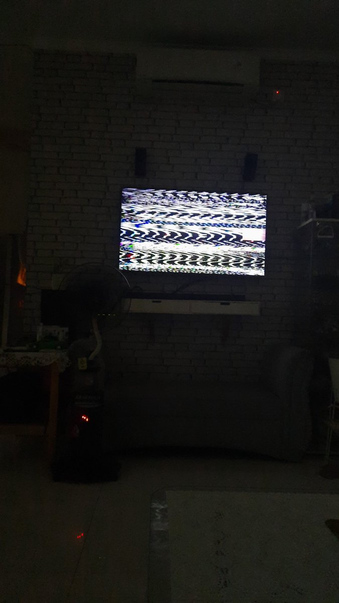assutarna's tweet photo. @TRANS7 Jelek sinyalnya https://t.co/l1Zq8jegiK