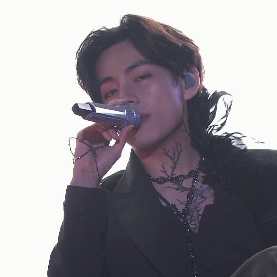kth⁷ tweet media