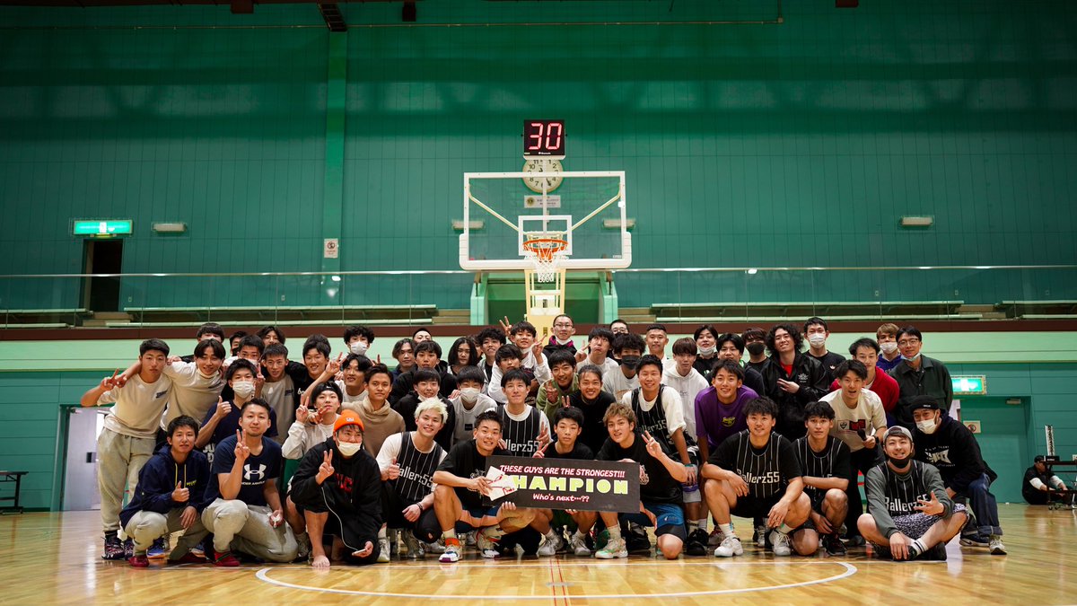 KAZMAX34's tweet photo. バスケ最高って思わせてくれる出来事がコンスタントにあるのは幸せ

こういうのがあり続けるからバスケからは離れる事は無いんだろーな😂

環境の大切さを身にしみる！！！ https://t.co/AWJdSCgMn2