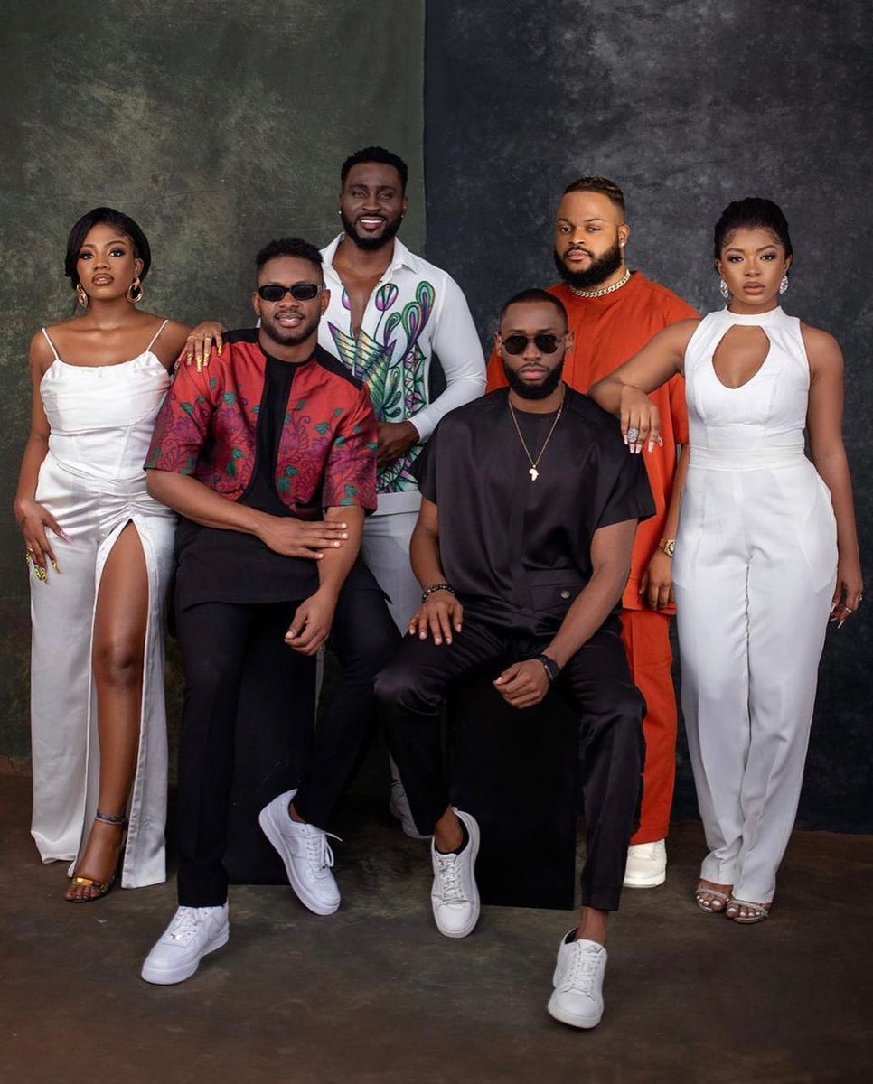 Biggy1901's tweet photo. As you may observe we have two vehicles here🤣.
To the left we have the Cross and Angel ship (crossgel)
Technical advicer: Pere.
To the right we have the Liqour and Emmanuel ship (Emmarose)
Technical advicer: Whitemoney
#BBNaija #EmmaRose
#CrossGel #CrossOurFocus #AngelOurFocus https://t.co/8dBGX7GLpd