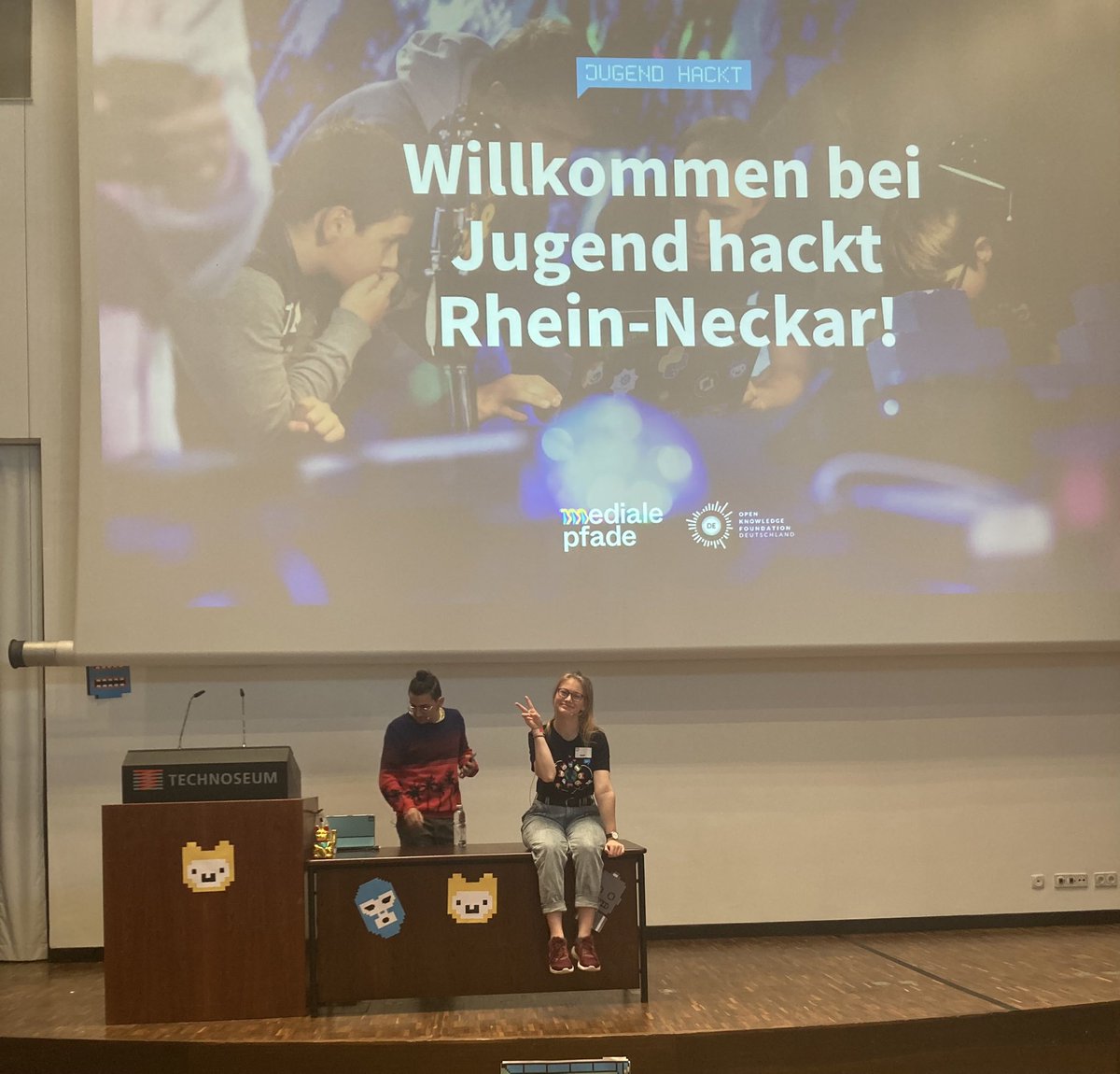 jugendhackt's tweet photo. Los geht’s! @jugendhacktHD https://t.co/cw2LEBEsO2