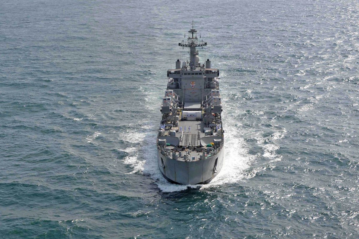 PRODefPune's tweet photo. #IndianNavy's Integrated Officers Training Courses onboard #FirstTrainingSquadron (1TS)(comprising Indian Naval Ships Sujata, Magar, Shardul, Sudarshini, Tarangini and Coast Guard Ship Vikram) are visiting #SriLanka from 24 - 28 Oct 21.
https://t.co/6MGjXp7Vxn
@SpokespersonMoD https://t.co/V8tGQiGhP8