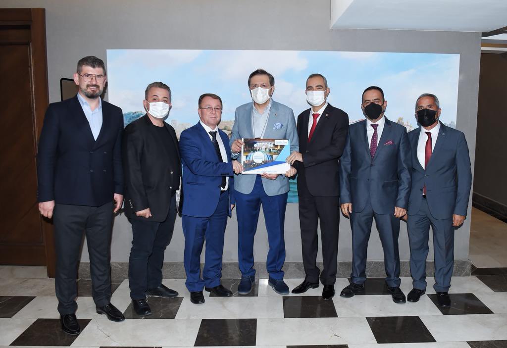 TOBB Sigorta Acenteleri İcra Komitesi (SAİK), TOBB Sigorta Eksperleri İcra Komitesi (SEİK), Antalya TSO ve Antalya Sigorta Acenteleri Derneği’nin 3-5 Mart 2022 tarihinde Belek Antalya'da organize ettiği Türkiye Sigorta İşbirliği Zirvesi ve Fuarı’nı TOBB olarak destekliyoruz.