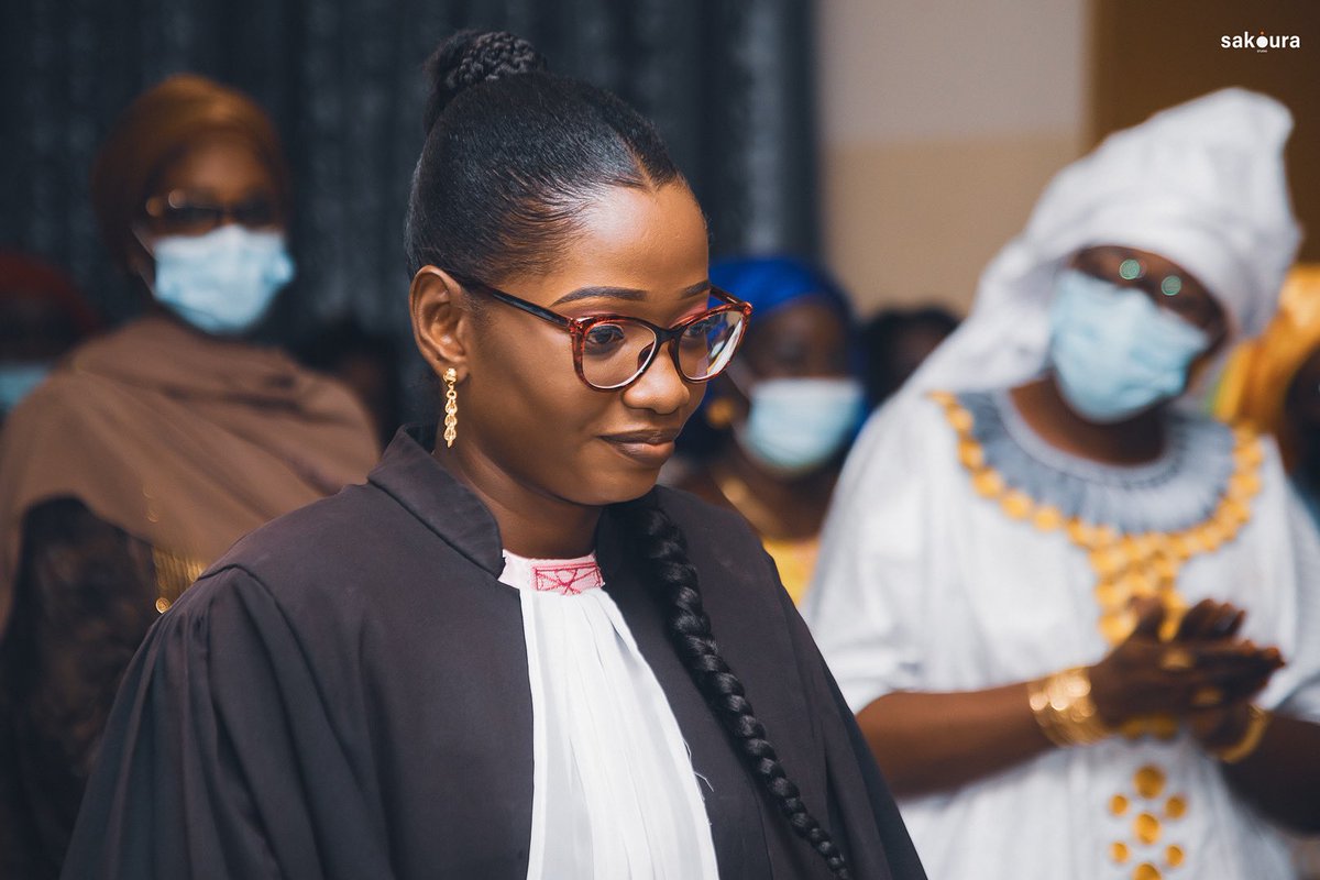 SakouraStudio's tweet photo. Soutenance de Thèse pour obtenir le Grade de Docteur en Médecine.
Toutes nos Félicitations à Dr Ndèye Codou Ndiaye.

Credit 📸 : @sakoura_studio https://t.co/ErWdCRpGk6