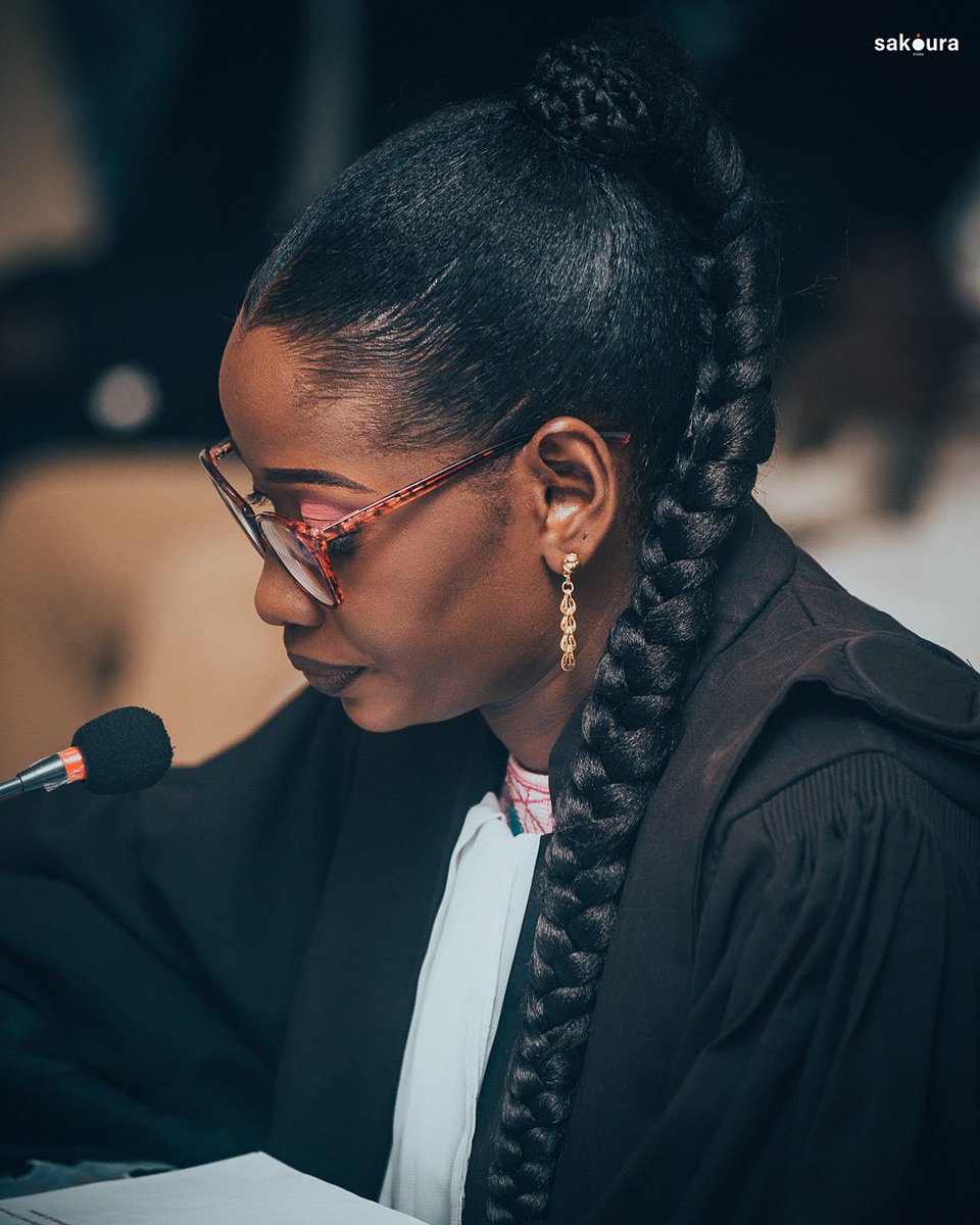 SakouraStudio's tweet photo. Soutenance de Thèse pour obtenir le Grade de Docteur en Médecine.
Toutes nos Félicitations à Dr Ndèye Codou Ndiaye.

Credit 📸 : @sakoura_studio https://t.co/a14GXoicvu