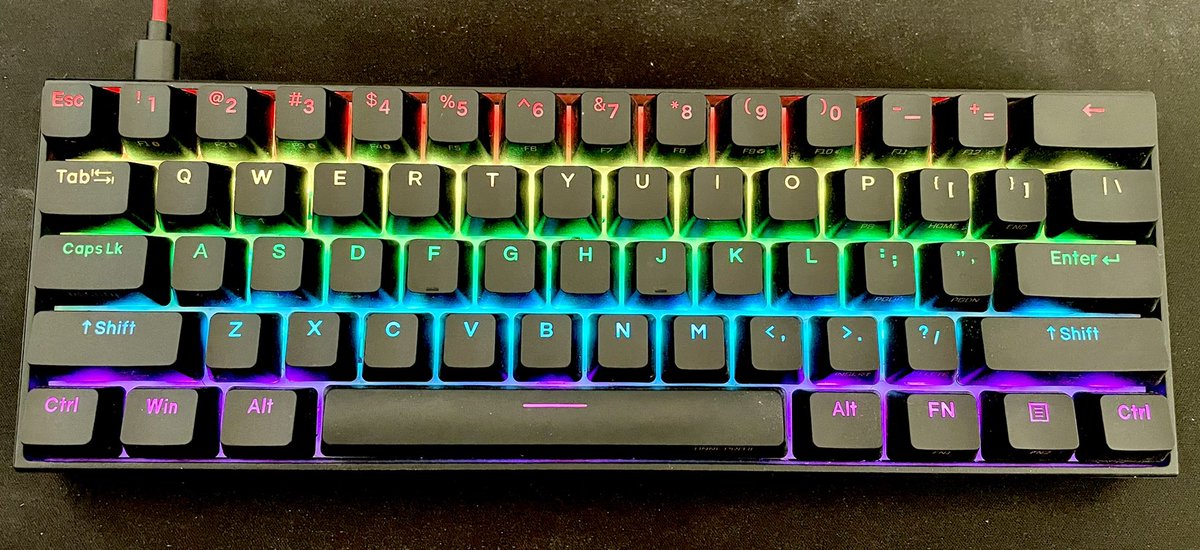 marek_2k22's tweet photo. A w niedziele modzimy klawiaturę #MechanicalKeyboard #annepro2 #mods @AnneProOfficial
Kiedyś uważałem to za fanaberie a dzisiaj sam się w to bawię. Ogólnie mechaniki świetna sprawa, a ta 60% to już w ogóle, mało zajmuje miejsca a funkcjonalność na wysokim poziomie. https://t.co/pNE17foAPq