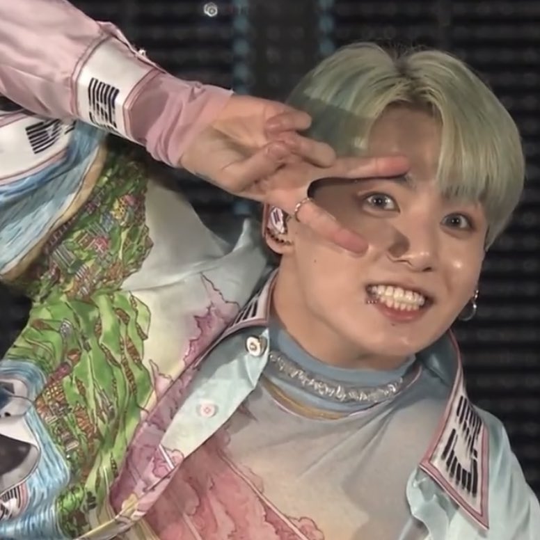 mollajoon's tweet photo. and you ask me why i cant trust him https://t.co/fFj2wtWYP8