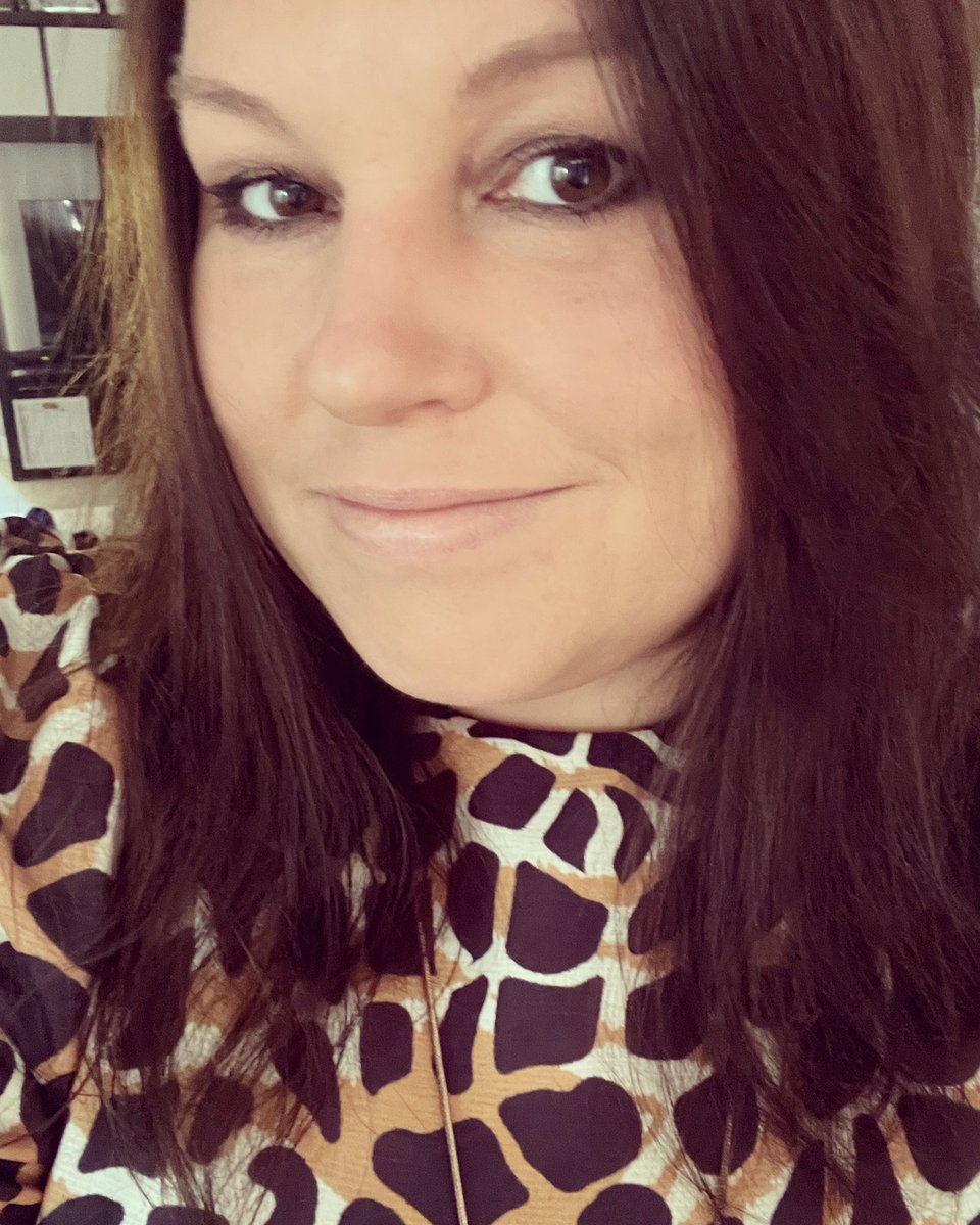 Kalin_1111_'s tweet photo. And she’s back! #BrunettesHaveMoreFun! #BrownEyedGirl! #DateReady! #SoulTrain! ❤️🦋💫 https://t.co/qzbUkCITy0