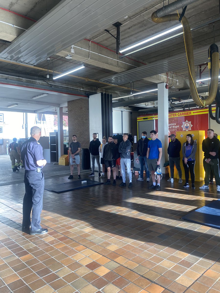culhane_ellen's tweet photo. Recruitment open day @Fareham17 @HantsIOW_fire today! #bestjobintheworld #communitydefenders https://t.co/L4YdWg3RMq