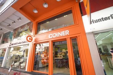 Chloe50424014's tweet photo. As more investors and institutional investors get into the industry and digital currency becomes mainstream, there will be a tendency to open physical stores in combination with online platforms. https://t.co/k4IKIWFly2