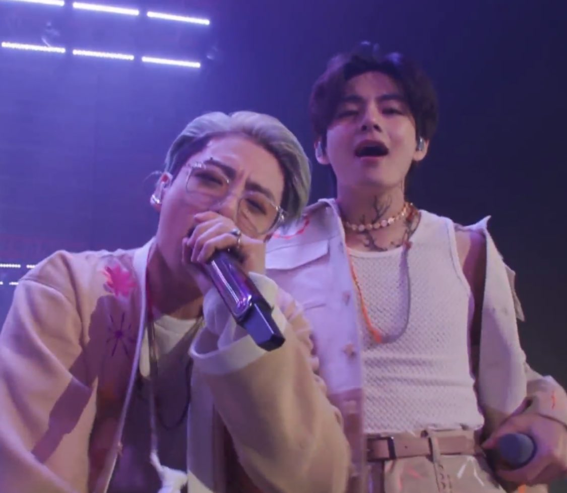 taekook ⚓ tweet media